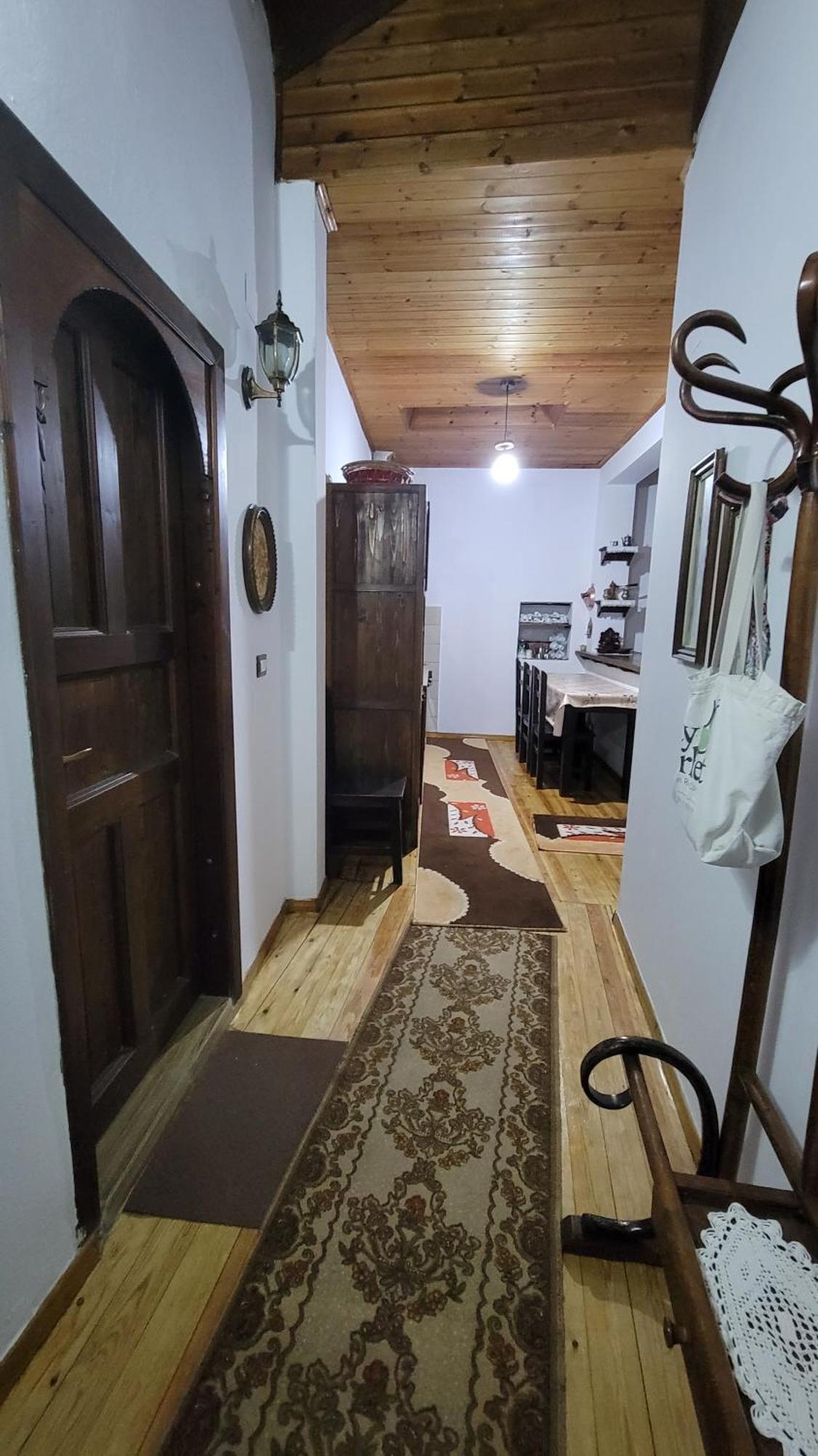Guest House Mangalem Berat Eksteriør bilde